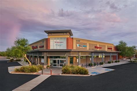Find store hours and driving directions for your CVS pharmacy in <b>Phoenix</b>, <b>AZ</b>. . Walgreens phoenix az